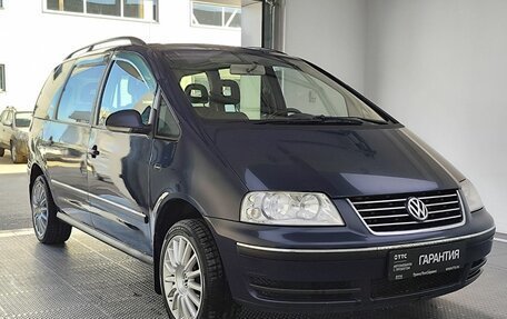 Volkswagen Sharan I рестайлинг, 2007 год, 805 000 рублей, 3 фотография