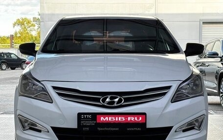 Hyundai Solaris II рестайлинг, 2015 год, 855 000 рублей, 2 фотография
