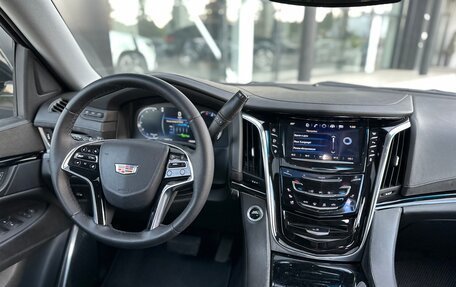 Cadillac Escalade IV, 2016 год, 3 900 000 рублей, 13 фотография