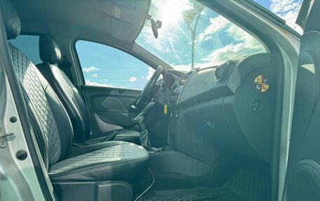 Renault Sandero II рестайлинг, 2015 год, 775 000 рублей, 11 фотография
