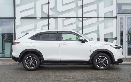Honda Vezel, 2021 год, 2 120 000 рублей, 5 фотография