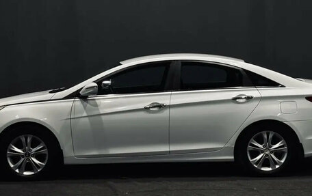 Hyundai Sonata VI, 2011 год, 949 000 рублей, 8 фотография