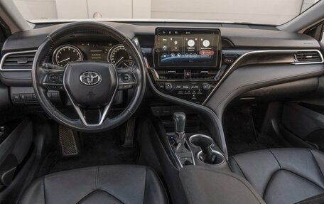 Toyota Camry, 2022 год, 2 799 000 рублей, 6 фотография
