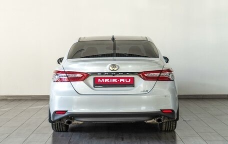Toyota Camry, 2022 год, 2 799 000 рублей, 4 фотография