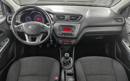 KIA Rio III рестайлинг, 2015 год, 889 000 рублей, 13 фотография