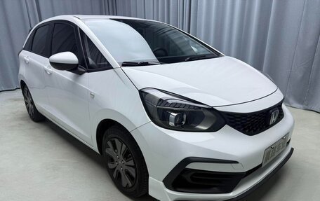 Honda Fit, 2022 год, 900 000 рублей, 3 фотография