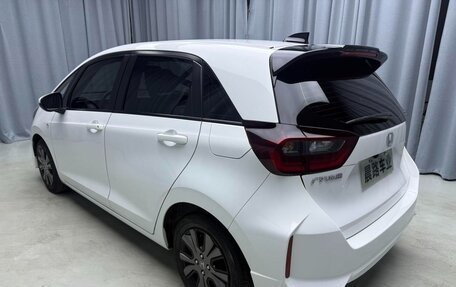 Honda Fit, 2022 год, 900 000 рублей, 5 фотография