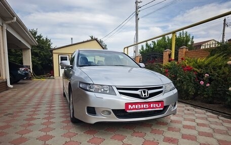 Honda Accord VII рестайлинг, 2006 год, 1 000 000 рублей, 1 фотография