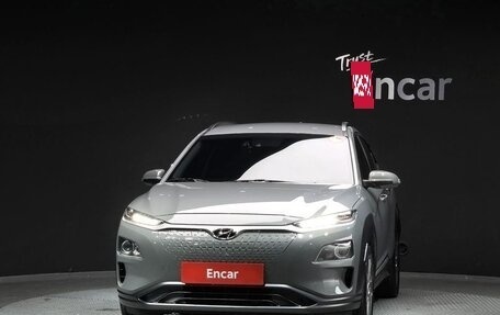 Hyundai Kona I, 2020 год, 2 217 000 рублей, 2 фотография
