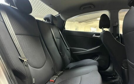 Hyundai Solaris II рестайлинг, 2015 год, 1 119 000 рублей, 14 фотография