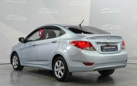 Hyundai Solaris II рестайлинг, 2011 год, 650 000 рублей, 3 фотография