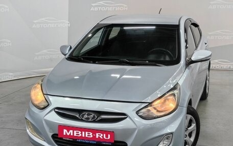 Hyundai Solaris II рестайлинг, 2011 год, 650 000 рублей, 20 фотография