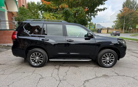 Toyota Land Cruiser Prado 150 рестайлинг 2, 2018 год, 3 650 000 рублей, 10 фотография