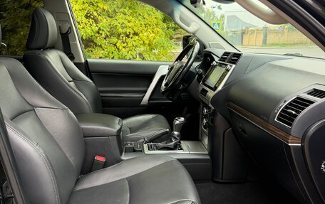 Toyota Land Cruiser Prado 150 рестайлинг 2, 2018 год, 3 650 000 рублей, 22 фотография