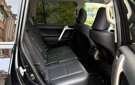 Toyota Land Cruiser Prado 150 рестайлинг 2, 2018 год, 3 650 000 рублей, 27 фотография