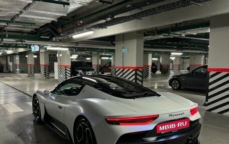 Maserati MC20, 2021 год, 20 000 000 рублей, 3 фотография