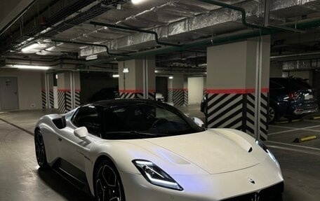 Maserati MC20, 2021 год, 20 000 000 рублей, 5 фотография