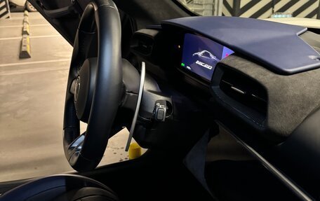Maserati MC20, 2021 год, 20 000 000 рублей, 15 фотография