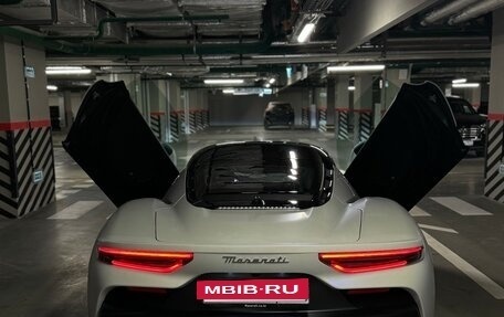 Maserati MC20, 2021 год, 20 000 000 рублей, 11 фотография