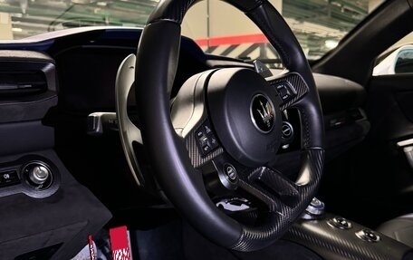 Maserati MC20, 2021 год, 20 000 000 рублей, 19 фотография