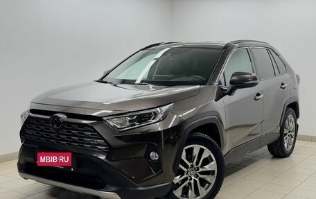 Toyota RAV4, 2021 год, 3 995 000 рублей, 7 фотография