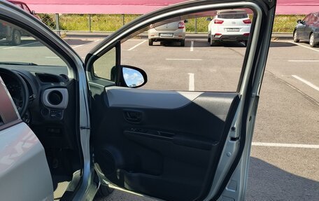 Toyota Vitz, 2013 год, 890 000 рублей, 11 фотография
