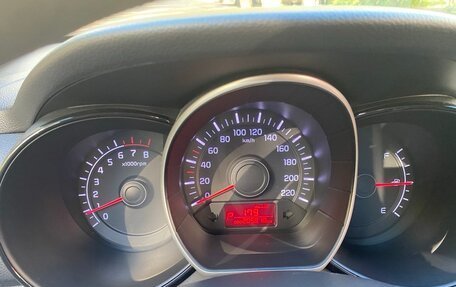KIA Rio III рестайлинг, 2013 год, 800 000 рублей, 8 фотография
