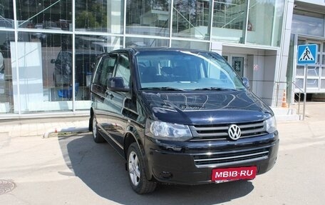 Volkswagen Caravelle T5, 2013 год, 1 580 000 рублей, 3 фотография