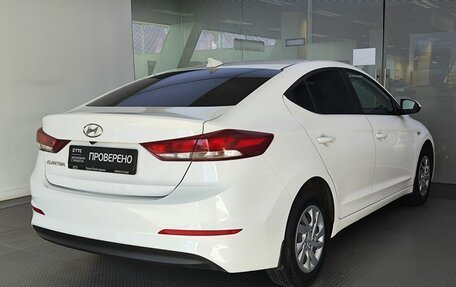 Hyundai Elantra VI рестайлинг, 2017 год, 1 230 000 рублей, 6 фотография
