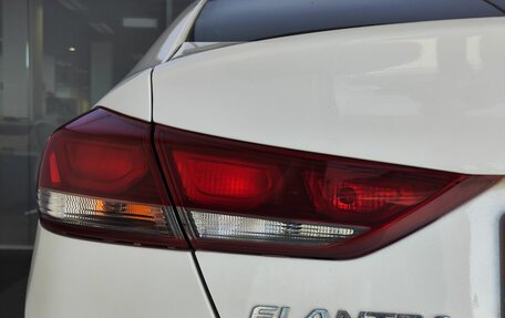 Hyundai Elantra VI рестайлинг, 2017 год, 1 230 000 рублей, 12 фотография