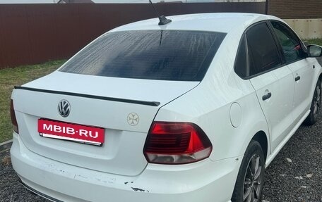 Volkswagen Polo VI (EU Market), 2017 год, 750 000 рублей, 4 фотография