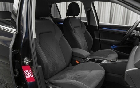 Volkswagen Golf VIII, 2021 год, 2 880 000 рублей, 14 фотография