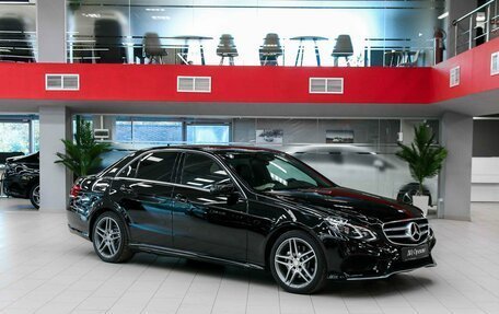 Mercedes-Benz E-Класс, 2015 год, 1 890 000 рублей, 3 фотография