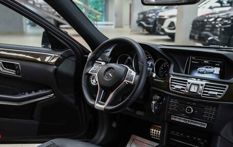 Mercedes-Benz E-Класс, 2015 год, 1 890 000 рублей, 10 фотография
