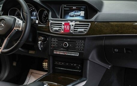 Mercedes-Benz E-Класс, 2015 год, 1 890 000 рублей, 12 фотография