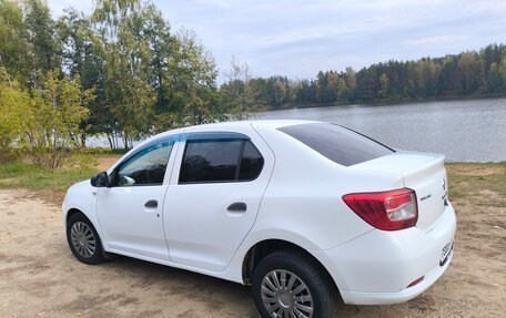 Renault Logan II, 2016 год, 385 000 рублей, 5 фотография