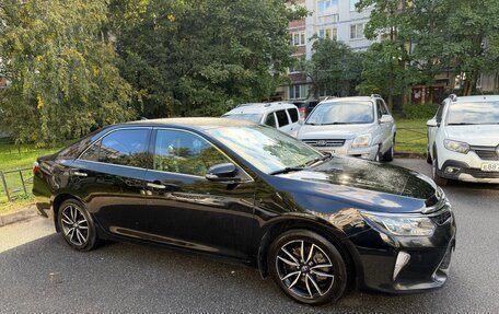 Toyota Camry, 2017 год, 1 910 000 рублей, 1 фотография