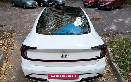 Hyundai Sonata VIII, 2021 год, 2 550 000 рублей, 3 фотография