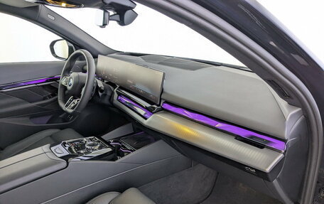 BMW 5 серия, 2025 год, 8 255 000 рублей, 11 фотография