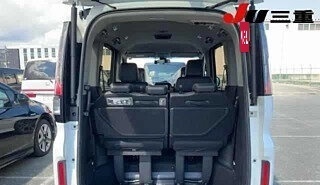 Honda Stepwgn IV, 2018 год, 1 555 777 рублей, 11 фотография