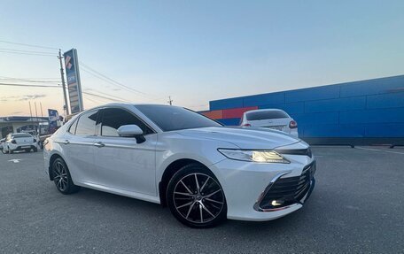 Toyota Camry, 2019 год, 2 430 000 рублей, 4 фотография