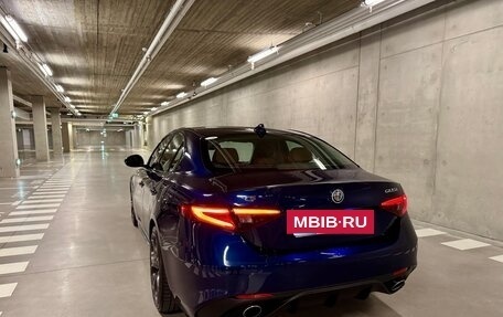 Alfa Romeo Giulia II, 2017 год, 2 250 000 рублей, 3 фотография