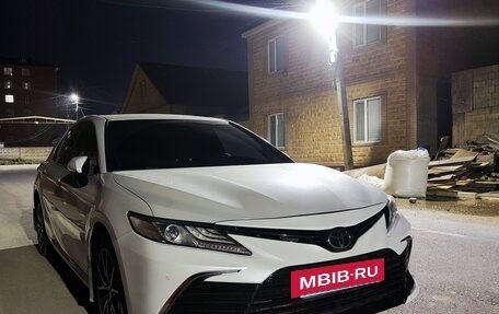 Toyota Camry, 2019 год, 2 430 000 рублей, 5 фотография