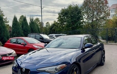 Alfa Romeo Giulia II, 2017 год, 2 250 000 рублей, 22 фотография