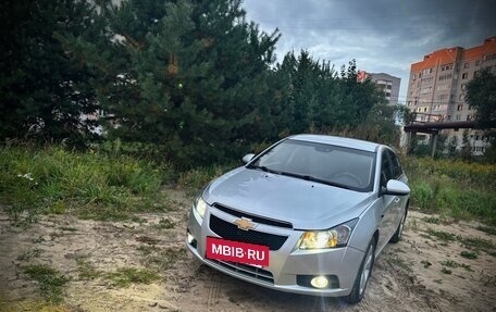 Chevrolet Cruze II, 2012 год, 640 000 рублей, 2 фотография