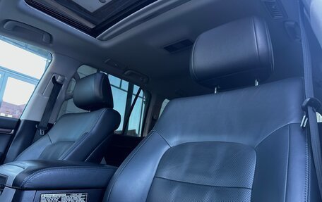 Toyota Land Cruiser 200, 2016 год, 6 000 000 рублей, 2 фотография