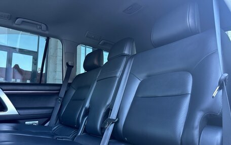 Toyota Land Cruiser 200, 2016 год, 6 000 000 рублей, 9 фотография
