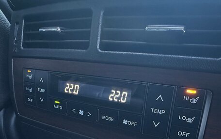 Toyota Land Cruiser 200, 2016 год, 6 000 000 рублей, 23 фотография