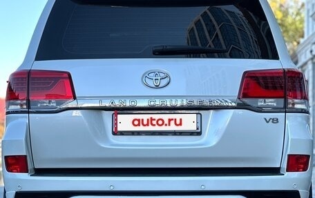 Toyota Land Cruiser 200, 2016 год, 6 000 000 рублей, 35 фотография