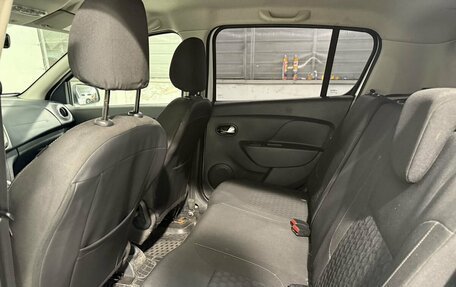 Renault Sandero II рестайлинг, 2017 год, 749 800 рублей, 5 фотография
